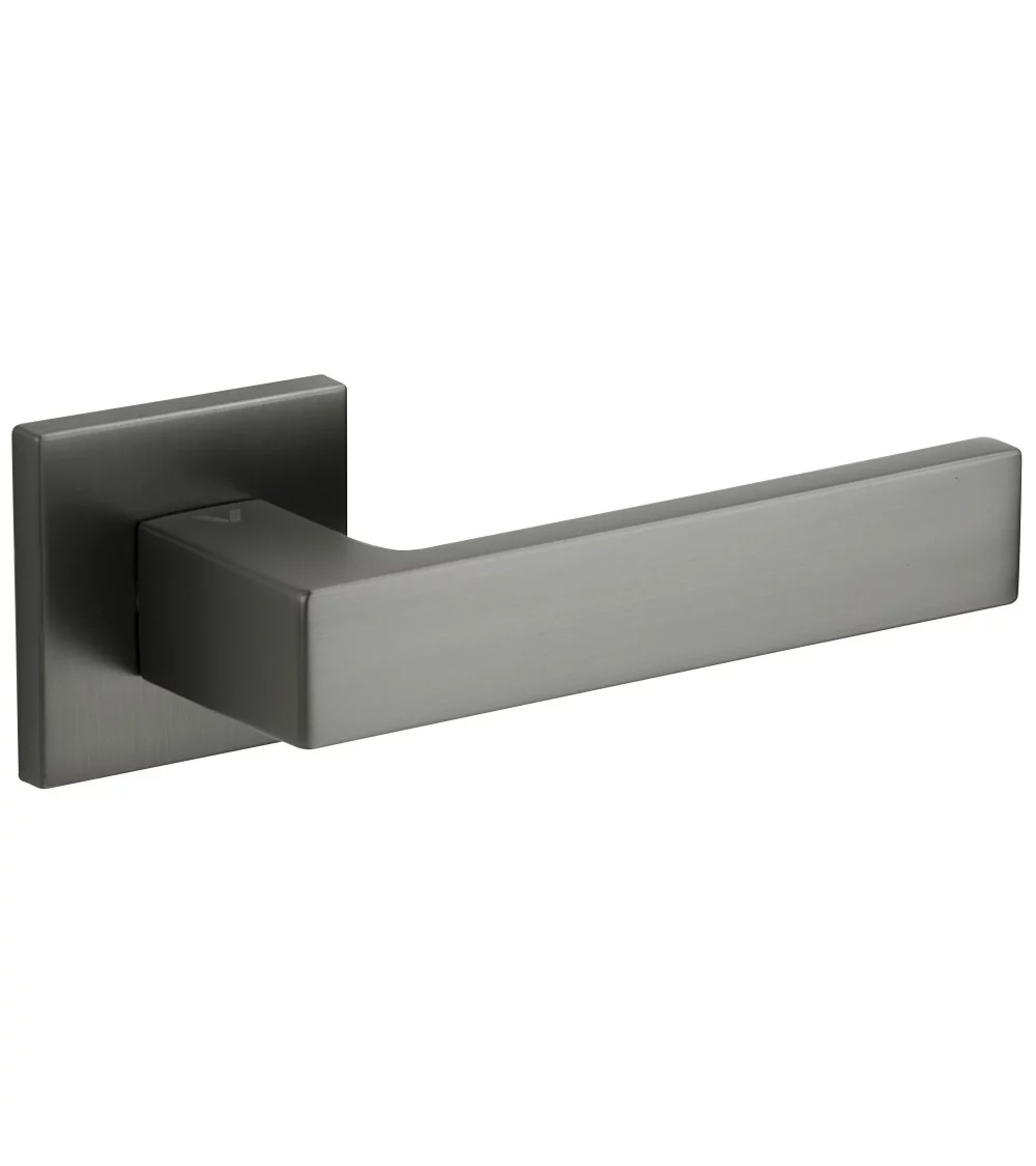 Poignée de porte en zamak, modele WARNA sur rosace carrée de couleur anthracite
