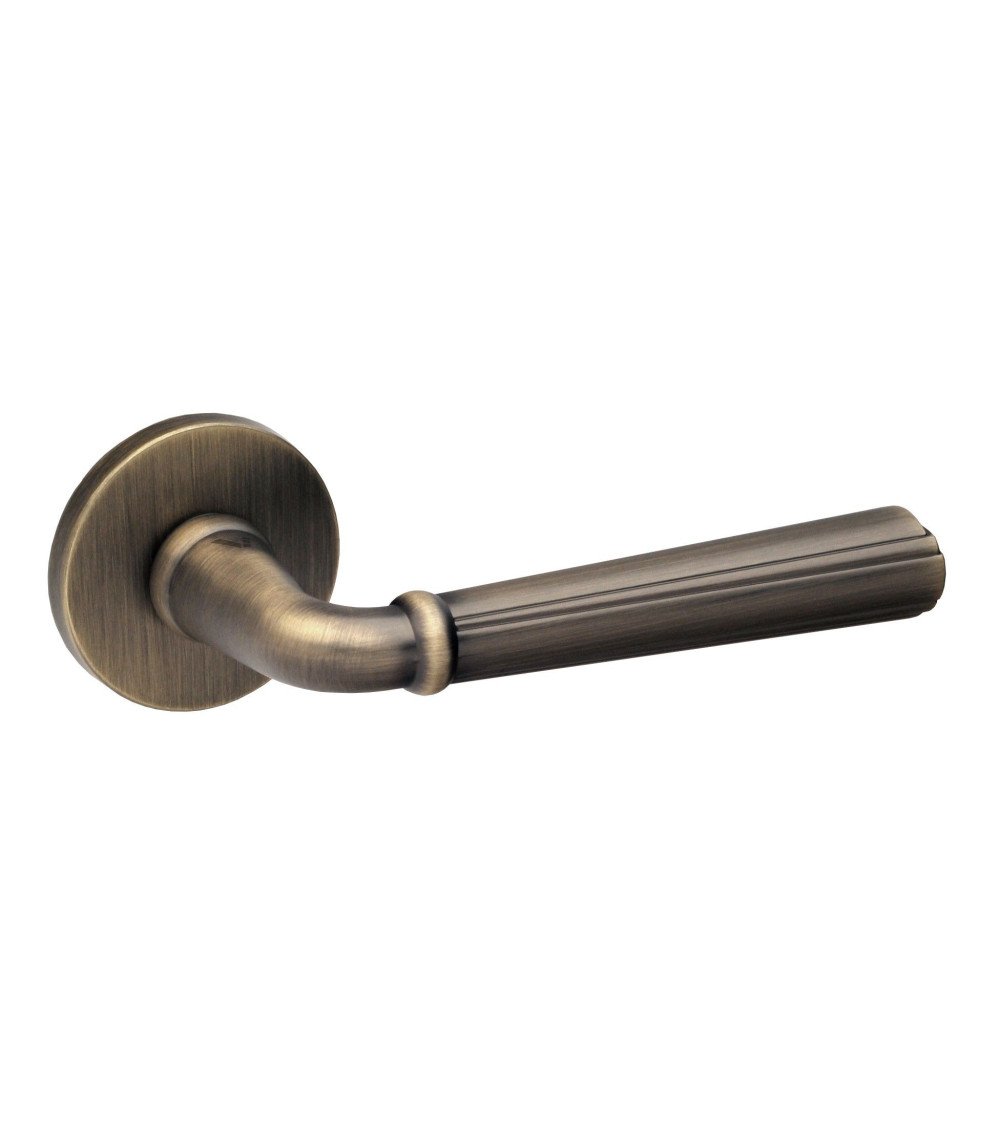 CASCADA zamak door handles