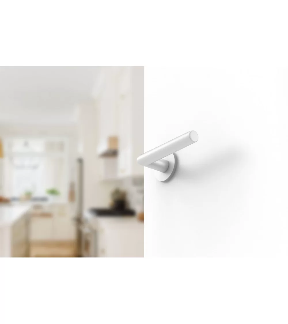 poignée de porte blanche pour salle de bain